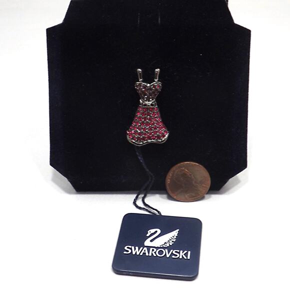 Swarovski Red Dress Brooch – Crystal Rhinestone Pin, Women’s Heart Health 2003 - Picture 2 of 9